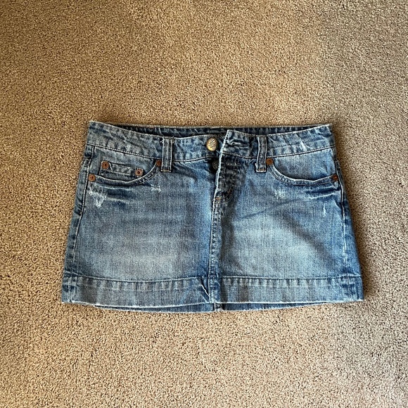 American Eagle Denim Mini Skirt Size 2 - Picture 1 of 4